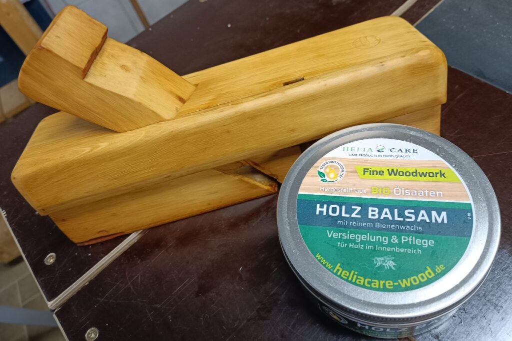 Der Grathobel behandelt mit Fine Woodwork Balsam